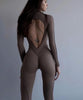 Combinaison moulante tenue de sport dos nu
