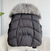 Doudoune avec col en fourrure grise et manches en tricot