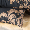 Parure de lit noir imprimé baroque doré