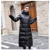 Doudoune noire longue et fine à col haut pour femme