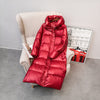 Doudoune rouge longue et fine à col haut pour femme
