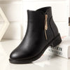 Bottes plates femme en simili cuir noires fourrées