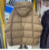Doudoune beige en duvet de canard à capuche pour femme