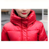 Doudoune rouge longue et fine à col haut pour femme