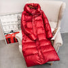 Doudoune rouge longue et fine à col haut pour femme