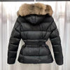 Doudoune noire cintrée à capuche pour femme